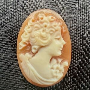 Vintage-Style Cream and Peach Cameo vintage, antique , wi an opal